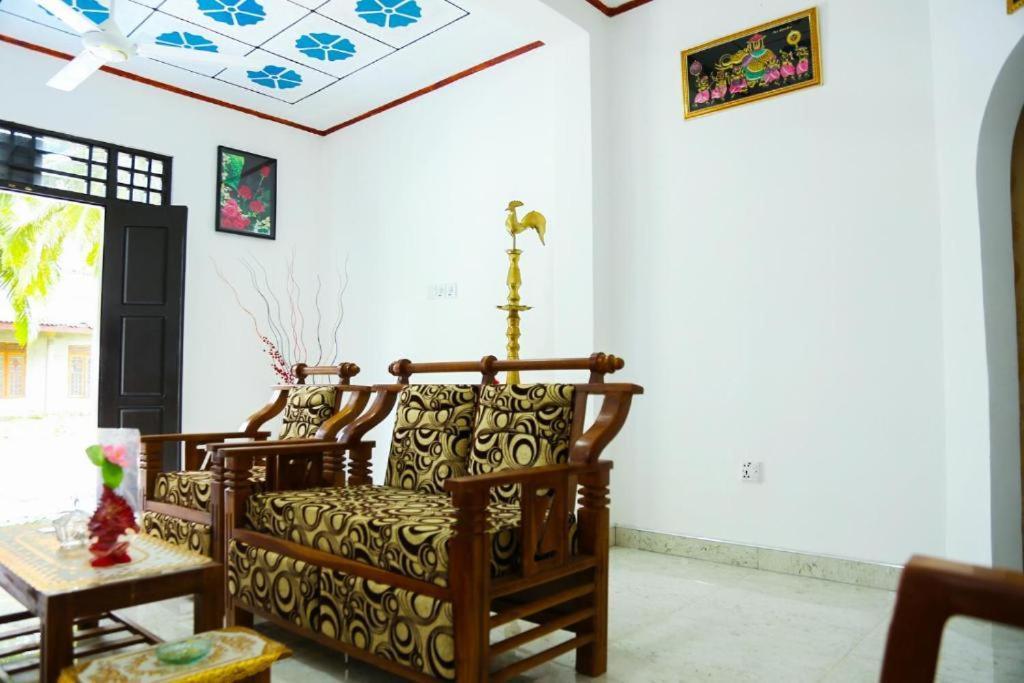 Indusara Villa Bentota Esterno foto