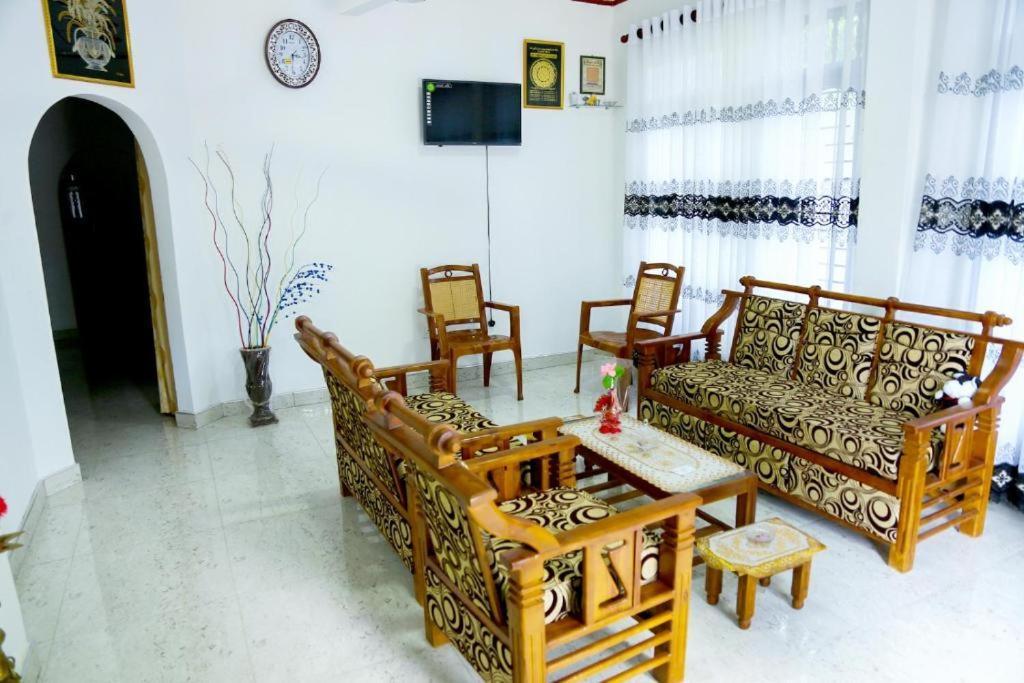 Indusara Villa Bentota Esterno foto